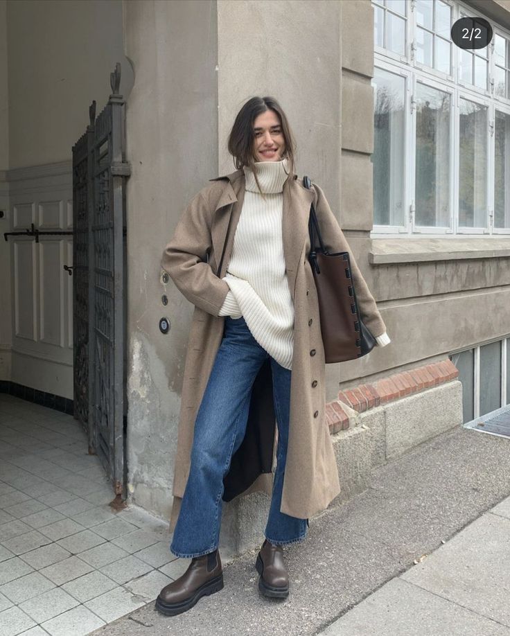 Wide Leg Jeans Winter, Wide Leg Outfit, Wide Leg Jeans Outfit, Jeans Outfit Winter, Turtleneck Outfit, Europe Outfits, Looks Street Style, Coat Outfits, Casual Winter Outfits