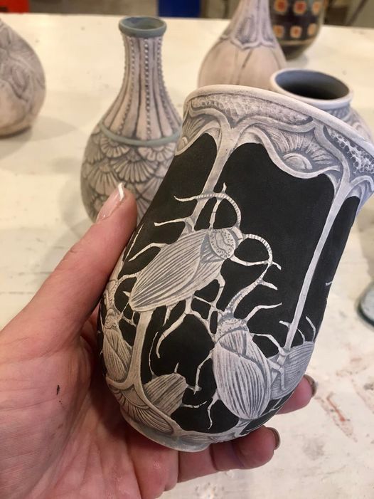 Elegant hand-made Art Nouveau vase featuring the slight less elegant cockroach.  Made it Monday art by Stephanie Young of Calmwater Designs. Art Nouveau Vase, Bug Art, Goth Decor, Creepy Crawlies, Ceramics Pottery Art, Ceramics Projects, Clay Art Projects, Sculpting Clay, Handmade Tiles