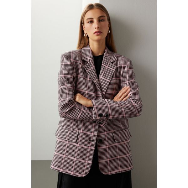 Multicolor plaid knit (60% Polyester 40% Rayon). Lining (100% Polyester). Blazer. Long sleeves. Collar. Front button closure. 29.5" from shoulder to hemline. Imported. Classic Gingham Blazer For Work, Fall Workwear Gingham Blazer, Fall Gingham Blazer For Workwear, Fall Gingham Blazer For Work, Bold Jewelry, Houndstooth Blazer, Rent The Runway, Closet Designs, Plaid Blazer