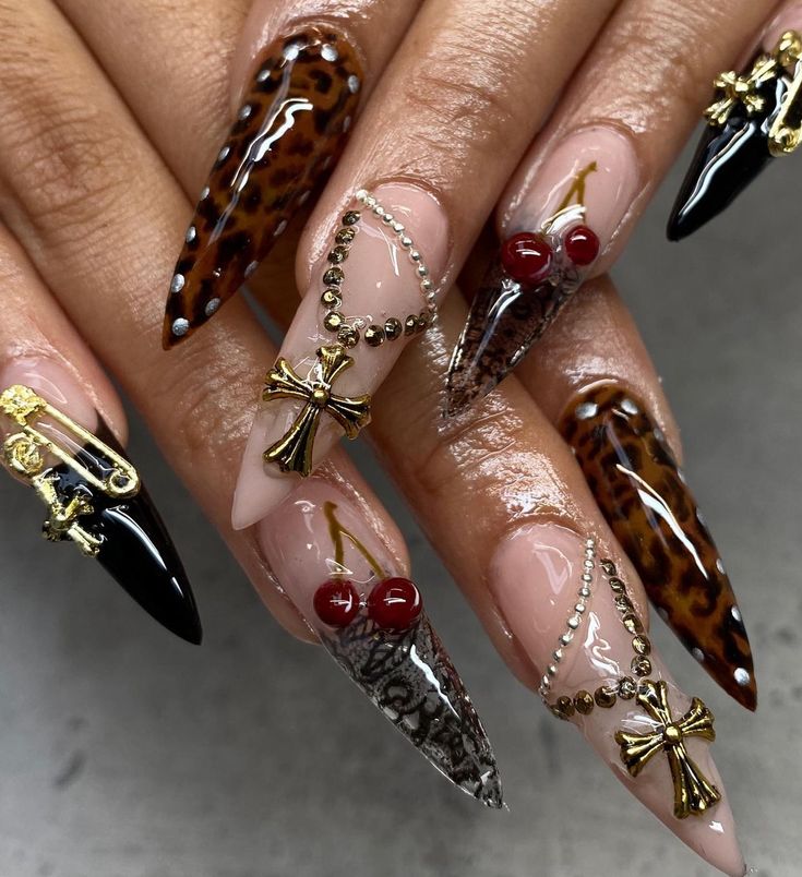 Cool Stiletto Nails, Sade Nails, Mismatch Nails, Chain Nails, Mismatched Nails, Ongles Bling Bling, Boujee Nails, Cheetah Nails, Leopard Nails