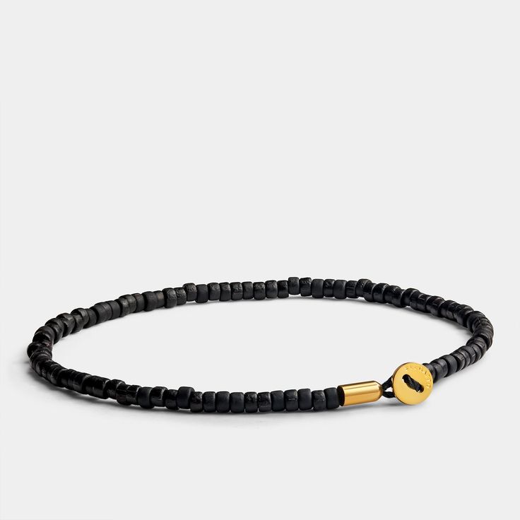 Explore luxury anew with our Uni Beaded Bracelet in Gold. Each bead is a testament to meticulous craftsmanship, offering a touch of refined elegance for the modern woman seeking timeless allure. Ring Size Guide, Bracelet Sizes, Modern Woman, Beaded Bracelet, The Modern, Cuff Bracelets, Ring Size, Beaded Bracelets, Cuff