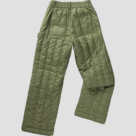 Our cold-weather commutes get a toasty boost with some help from the Backcountry Oakbury Synthetic Quilted Pant. We crafted these chic adventure pants with a durable polyester fabric, toasty Primaloft Black insulation, and fully recycled materials to help us carry on with some eco-friendly peace of mind. Winter Solid Color Full-length Cargo Pants, Winter Outdoor Bottoms With Cargo Pockets, Winter Utility Nylon Parachute Pants, Winter Parachute Pants With Side Pockets, Utility Parachute Pants For Winter, Winter Solid Color Relaxed Fit Parachute Pants, Winter Full-length Solid Cargo Pants, Winter Relaxed Fit Straight Leg Parachute Pants, Relaxed Fit Solid Cargo Pants For Winter