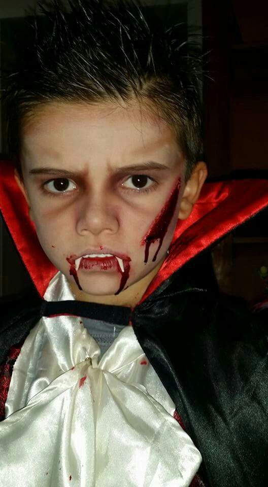 kids Halloween Dracula Vampire Makeup Boy, Vampire Makeup Ideas For Kids, Halloween Makeup Vampire Kids, Vampire Makeup For Kids, Halloween Dracula Makeup, Vampire Make Up Kids, Vampire Makeup Kids, Vampire Makeup For Boys, Dracula Makeup Kids