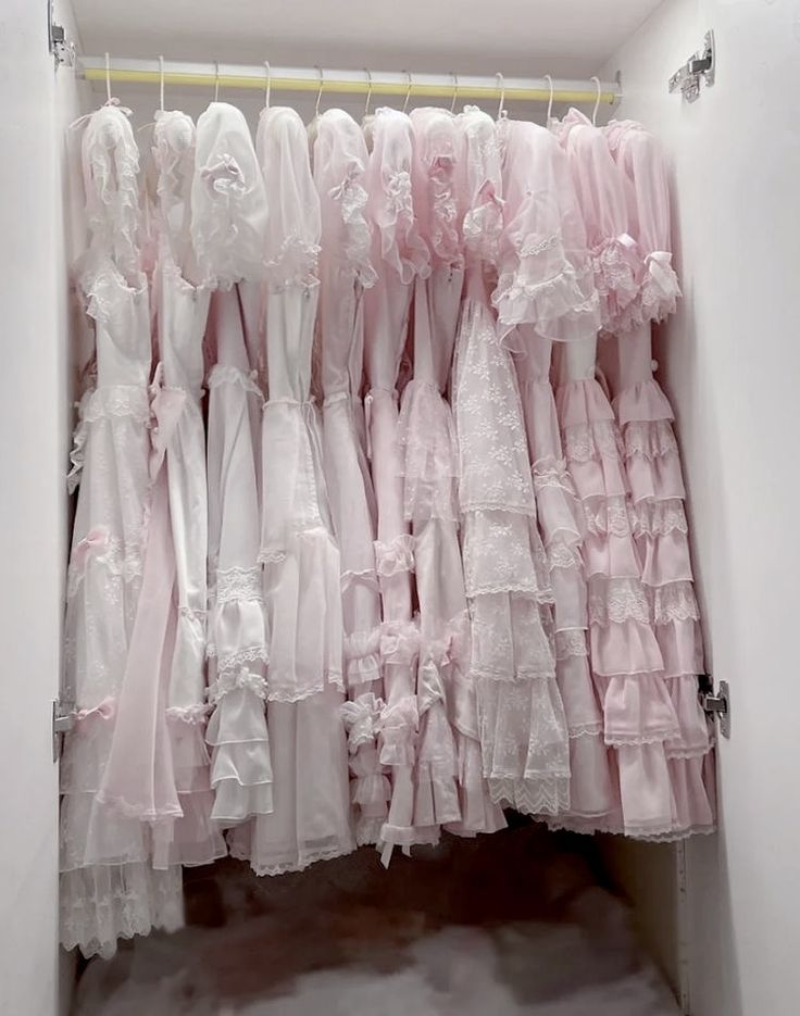 Pretty Pink Princess Aesthetic, Pink Aesthetic Pictures, Princess Closet, The Color Pink, The Cardigans, Princess Core, Living Dolls, Aesthetic Ideas, Pink Girly Things