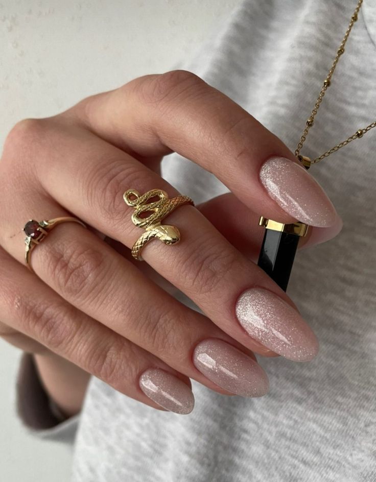 Nails 2023 Trends Cat Eye, Glazed Donut Cat Eye Nails, Nail Trends Winter 2023, Beige Cateye Nails, Light Brown Cat Eye Nails, Cat Eye Neutral Nails, Nude Cateye Nail, Cateye French Nails, Cat Eye Nails Nude