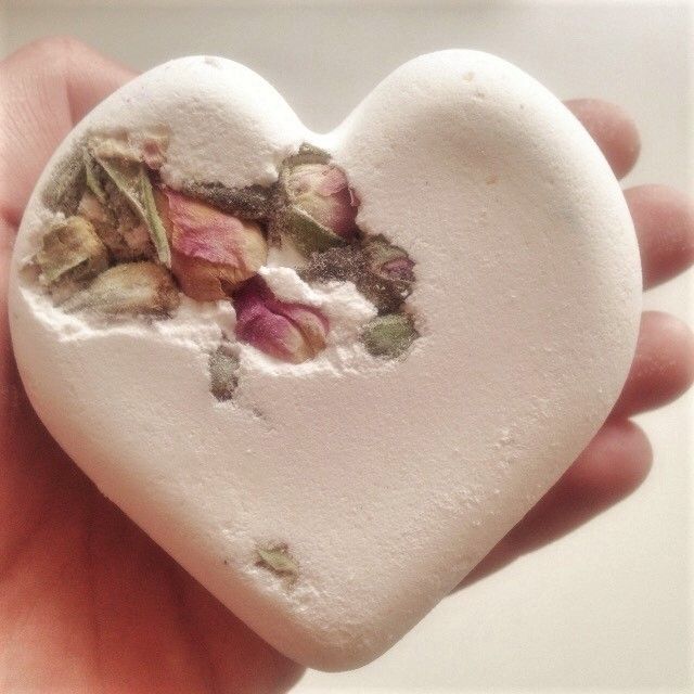 Up Girl, Aphrodite, Pretty Pictures, Dried Flowers, Lush, Soap, Skin Care, Skin, Flowers