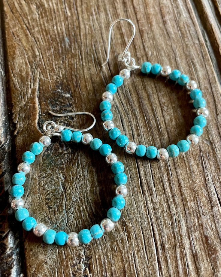 Turquoise and sterling silver hoops .925 stamped sterling silver Real turquoise stones Artisan made in Mexico Turquoise Hoop Earrings Gold, Square Diamond Earrings, Hoop Earring Outfit, White Sapphire Earrings, Dazzling Earrings, Turquoise Hoop Earrings, Turquoise Hoops, Beaded Earrings Diy, Real Turquoise