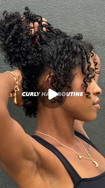 TIA TAMARA | 🧚🏽✨🪩💗 on Instagram: "the wash day routine that currently has a 100% success rate 💞➰✨ curly girlsss: add these products to your cart immediately. Linked all products in one place in my bio. 🫶🏽

#curlyhair #curlyhairroutine #curlyhairstyles #curlygirl #naturalhair #blackcontentcreator #atlinfluencers #washdayroutine #beautytips #hairgrowthtips #curlybeauties #curlyhairproducts #forthegirls" How To Style Really Curly Hair, Curly Hair Professional Looks, Curly Wash Day Routine, Curly Hair Routine Black Women, Curly Hair Hairstyles Black Women, Messy Curly Hair Bun, Curly Hair Tied Back, Curly Hair Accessories Ideas, Natural Short Curly Hairstyles Ideas