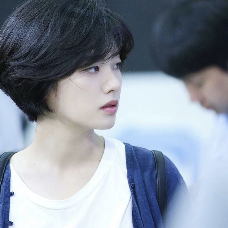 Pixie Asian Haircut, Two Block Haircut Girl, Pixie Asian, Block Haircut, Haircut Girl, Haircut Pixie, Two Block Haircut, Lee Joo Young, Ideas Haircut