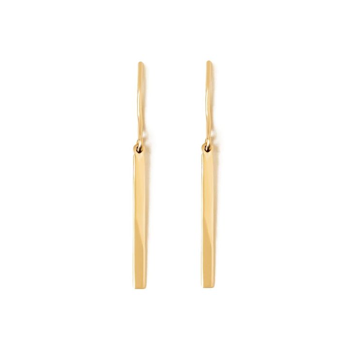 PRICES MAY VARY. 14K SOLID GOLD — This delicate Gelin Bar Dangle Earrings crafted in 14K solid gold embody minimalism and elegance. Suited for modern women, these vertical drop earrings make an wonderful gifting option, especially for moms. Impeccable gold craftsmanship guarantees longevity. Elevate your jewelry collection with this piece crafted in 14k yellow gold. It effortlessly attaches to any occasion or attire. FOR ANYTIME, ANYWHERE — Designed for everyday functionality, this dainty piece Minimalist Yellow Gold Long Drop Earrings, Yellow Gold Linear Drop Earrings, Modern Yellow Gold Linear Earrings, Modern Teardrop Yellow Gold Linear Earrings, Modern Long Drop Yellow Gold Linear Earrings, Backdrop Earrings, Gold Minimalist Earrings, Minimalist Earrings Gold, Gold Bar Earrings