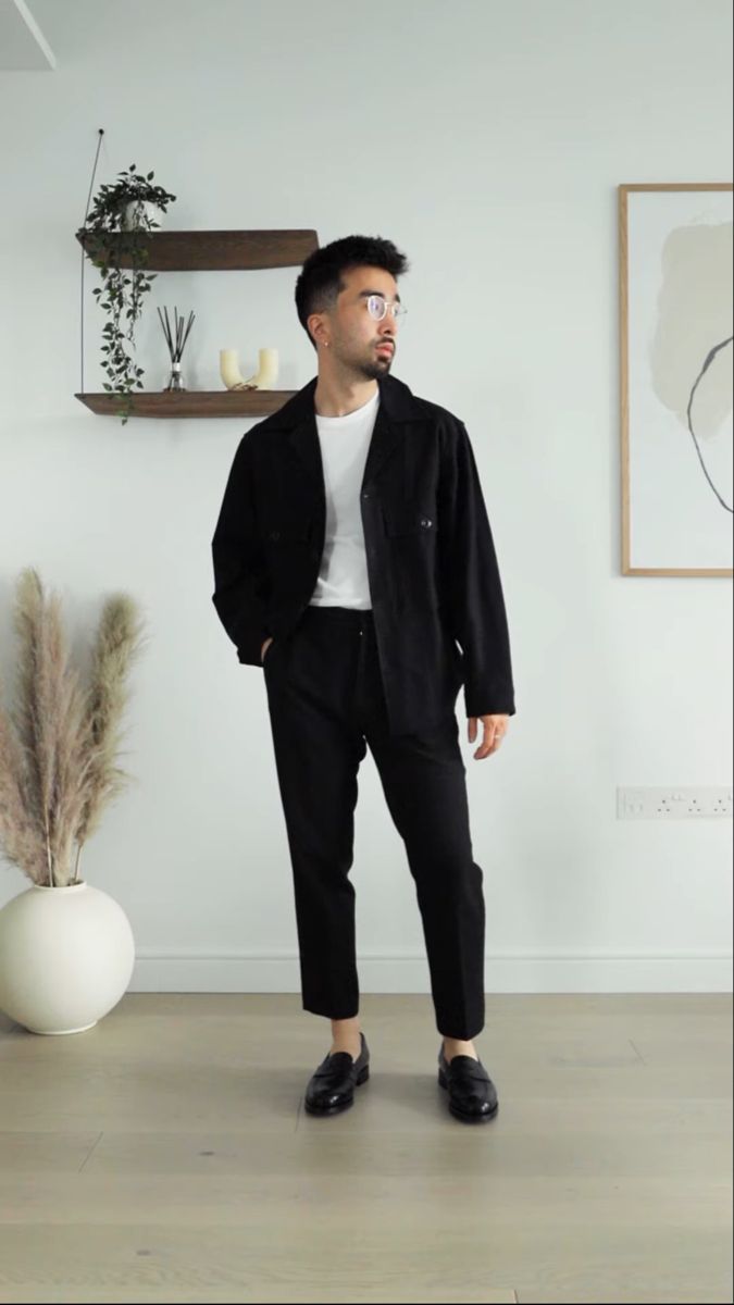 - Tim Dessaint Short People Outfits Men, Therapist Outfit Men, Minimal Outfits Men, Mens Loafer Outfit, Tim Dessaint Style, Loafer Men Outfit, Black Trousers Outfit Men, Outfit Loafers Men, Minimal Outfit Men