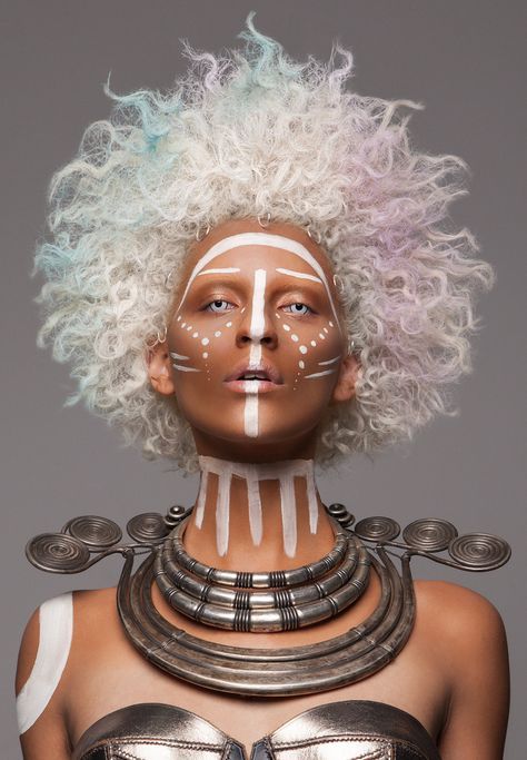 arsenicinshell: “British Hair Awards 2016 – Afro Finalist Collection – photo by Luke Nugen ” Editorial Vogue, Vogue Editorial, White Makeup, Smink Inspiration, Afro Punk, Hair Collection, Afro Art, African Culture, Beauty And Fashion