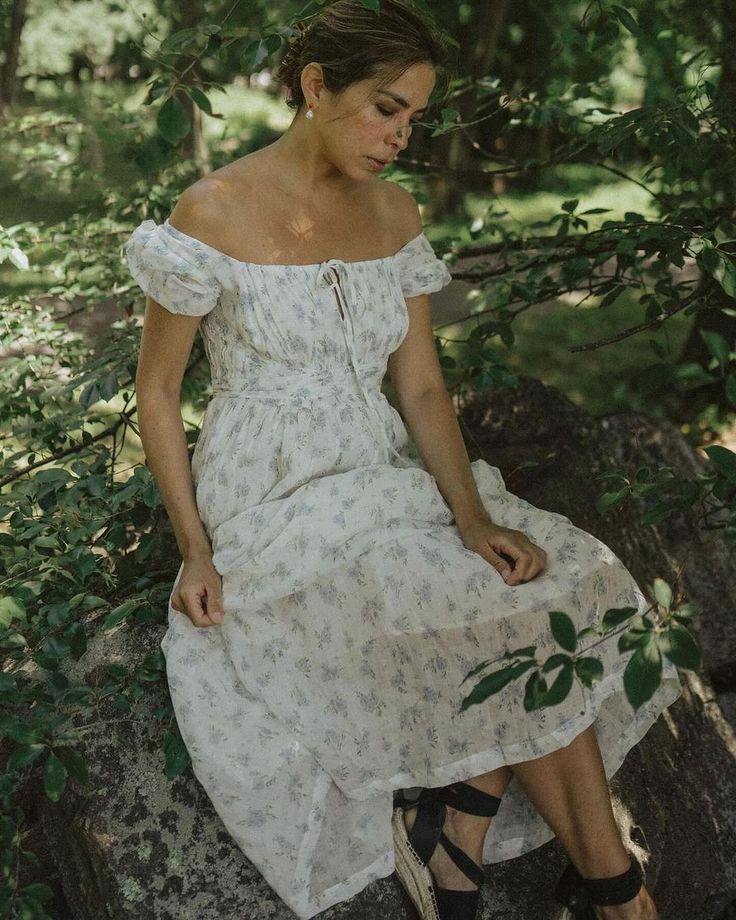 Alice 19 | Floral linen dress Cottage Core Dress Aesthetic, Cottage Core Dress, Linen Dress Summer, Maternity Dresses Summer, Dress Aesthetic, Floral Outfit, Midi Dress Party, Ethereal Beauty, Linen Dress