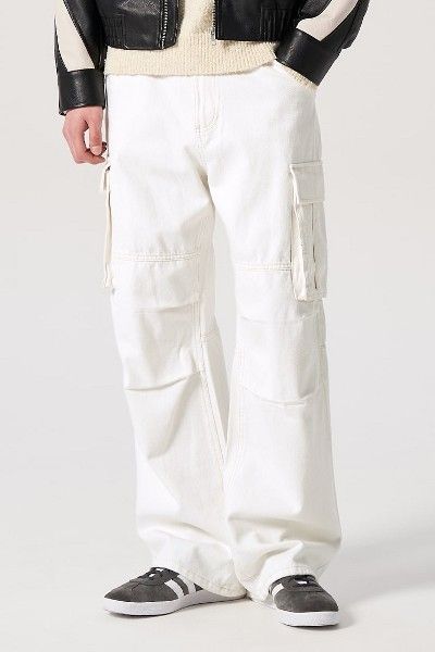 KOODING carries the latest 8seconds joggers & sweatpants. KOODING is the global leading shopping website in providing authentic Korean fashion, beauty and lifestyle items, including clothing, cosmetics, shoes, accessories, and bags in affordable, fast, easy, and safe way. White Baggy Cargo Pants With Hip Pockets, White Cotton Pants With Cargo Pockets, Baggy White Utility Cargo Pants, White Baggy Utility Cargo Pants, White Cotton Bottoms With Cargo Pockets, White Cotton Cargo Jeans, White Cotton Cargo Jeans With Pockets, Beige Baggy Cargo Jeans For Streetwear, Cream Cotton Jeans Relaxed Fit