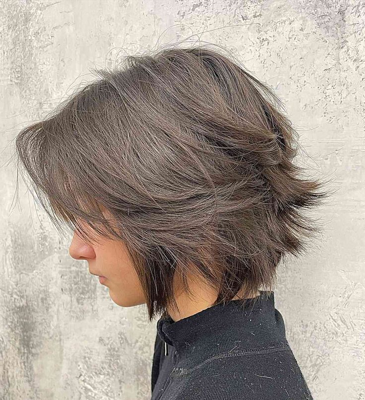 Short Shaggy Haircuts, Short Grunge Hair, Short Shag Haircuts, Shaggy Short Hair, Hair Inspiration Short, Wolf Cut, Short Layered Haircuts, Shot Hair Styles, Short Hair Haircuts