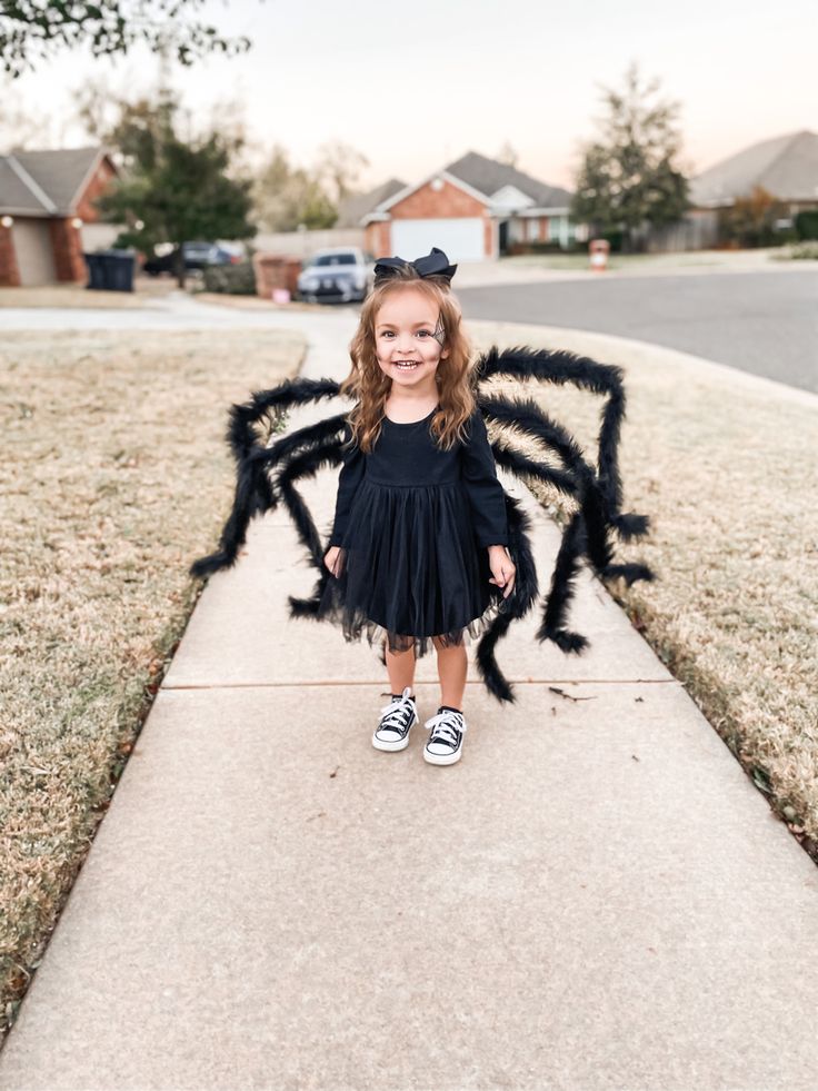 Toddler Spider Costume Diy, Spooky Toddler Halloween Costume, Spider Princess Costume, Halloween Costumes 5 Year Girl, Halloween Costumes For 2 Year Girl, Diy Toddler Costumes Girl, Kid Halloween Costumes Girl, Spider Family Costume, Diy Toddler Halloween Costumes Girl