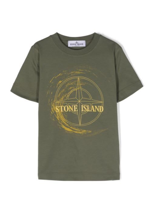 Green Stone Island Junior t-shirt for boy - Crew neck - Short sleeves - Front contrasting color logo print Composition: 100% Cotton | Stone Island Cotton T-shirt Boys in Green | SS24 Stone Island Junior, Color Logo, Full Look, Stone Design, Stone Island, T-shirt Polos, Green Stone, Luxury Retail, Sophisticated Style