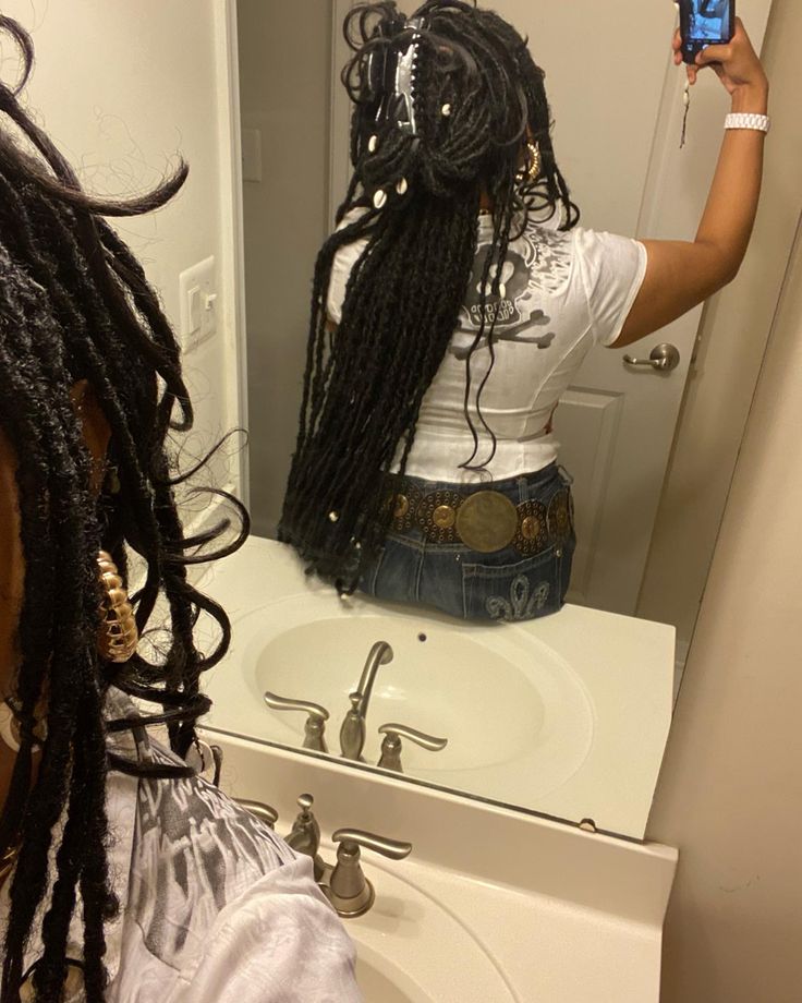 layered french curl locs #braids #fauxlocs #protectivestyles #naturalhairstyles French Curls Braids Black Women Layers, Layered Faux Locs, Layered Boho French Curl Braids, Black French Curls Braids Layered, How To Layer French Curl Braids, How To Do Layered French Curl Braids, Curl Locs, Layered Locs, French Curl