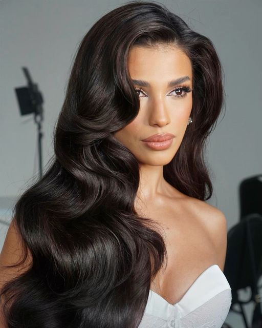 Bridal Hair Down, Pageant Hair, Hollywood Hair, Bridal Hair Inspiration, Bridesmaid Hair Makeup, Bridal Hair Makeup, Long Hair Wedding Styles, Glam Hair, Wedding Hair Inspiration