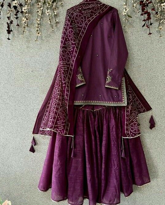 #mehandidress#pakistaniculture#purpledress#sharara Short Shirt With Sharara, Purple Sharara, Crushed Sharara, Sharara Design, Mehandi Dress, Pakistani Wear, Desi Fits, Sharara Designs, Simple Dress Casual