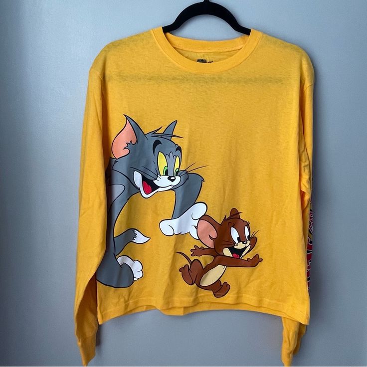 Tom And Jerry Graphic Long Sleeve Shirt. Size M. Nwot Fun Yellow Tops For Fall, Fun Yellow Fall Tops, Retro Long Sleeve Top With Funny Print, Vintage Long Sleeve Tops With Cartoon Print, Retro Tan Crew Neck Top, 90s Yellow Long Sleeve Tops, 90s Style Yellow Long Sleeve Tops, Yellow Long Sleeve 90s Tops, Yellow Long Sleeve 90s Style Tops