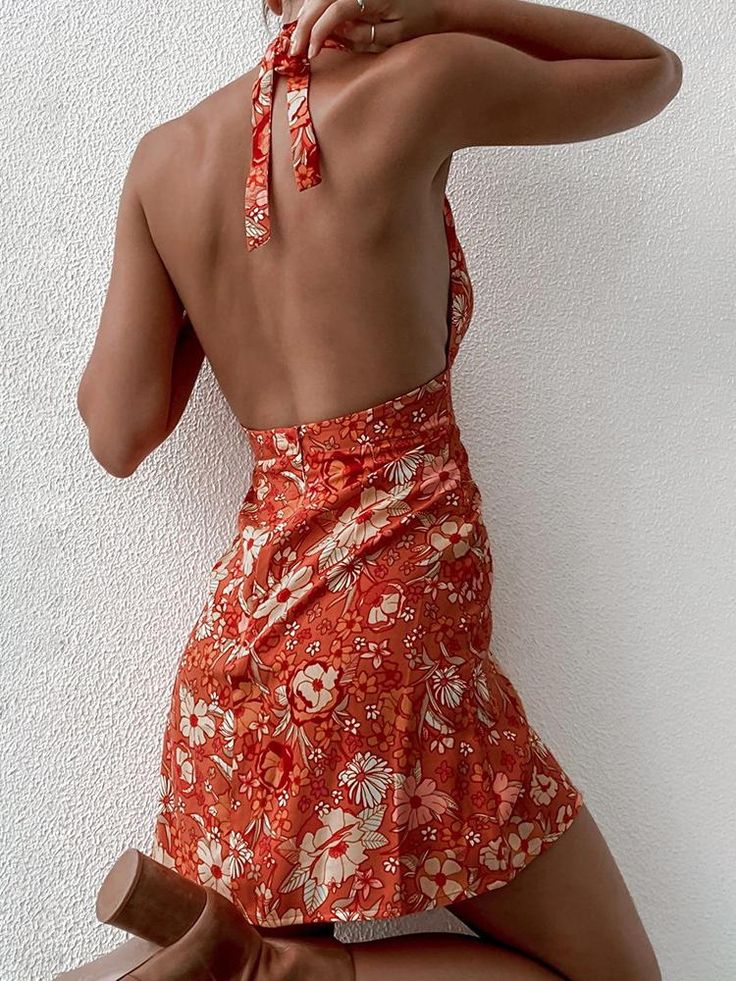 Orange Floral Print Halter Backless Mini Dress Short Sundress, Printed Beach Dresses, Diy Vetement, Off Shoulder Dresses, Coconut Girl, Womens Floral Dress, Cooler Look, Backless Mini Dress, Dress Gold