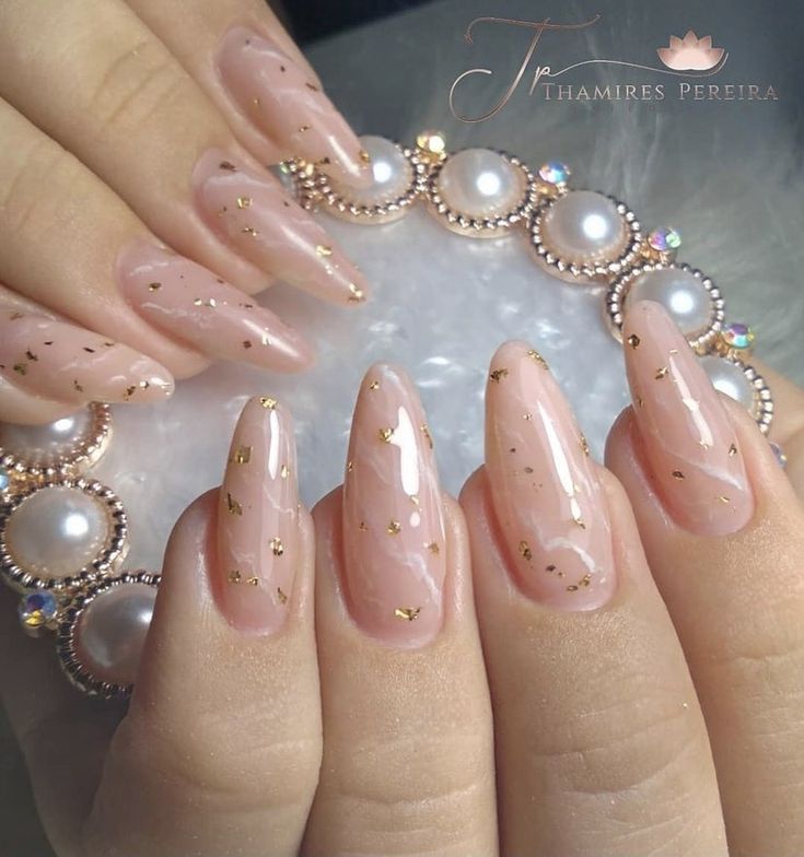 Nude Nails With Charms, Nude Nails With Gold Accent, Nails With Gold Accent, Nude Nails With Gold, Nude Polish, Glitter Accent Nails, Nude Nail, Nude Nail Designs, Nail Art Brushes