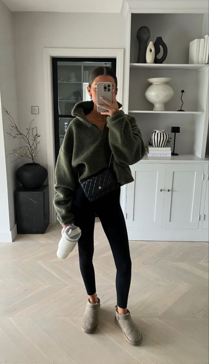 fleece🥰🥰 Athleisure Outfits, Mode Inspo, Weekend Outfit, Autumn Outfit, Outfit Inspo Fall, Looks Style, Mode Inspiration, Winter Fashion Outfits, Fall Winter Outfits