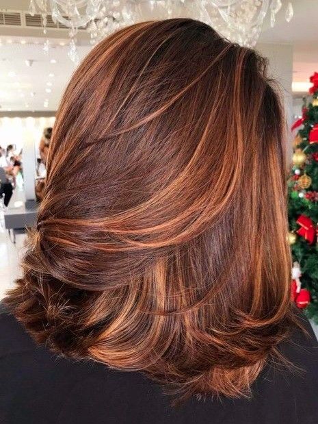 Black Women Brown Highlights, Copper Hair With Highlights Black Women, Highlights With Auburn Hair, Copper Brown Hair Color Black Women, Mahogany Brown Hair Color Black Women, Hair Color Ideas For Curly Hair Ombre, Copper Balayage Black Women, Brown Highlights Silk Press, Black Woman Balayage Hair