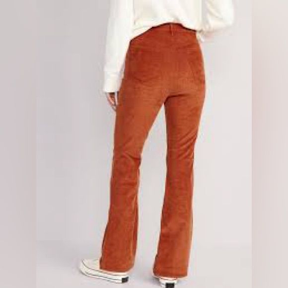 Higher High-Waisted Corduroy Flare Pants In Burnt Orange From Old Navy. Very High Waist. Some Stretch. Cotton/Rayon/Spandex. New With Tags. Size 4 Petite. No Flaws. Corduroy Flare Pants, Old Navy Pants, Navy Pants, Pants Color, Flare Pants, Burnt Orange, Stretch Cotton, Pant Jumpsuit, Old Navy