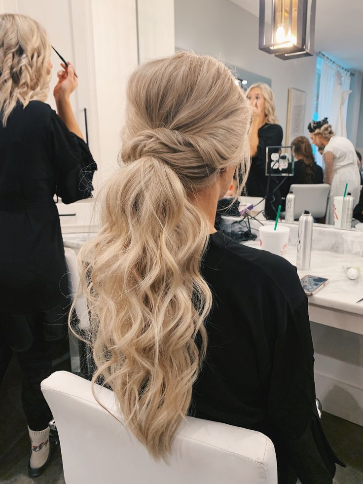 Halocouture Extensions, Up Ponytail, Prom Ponytail Hairstyles, Prom Hair Up, Bridal Ponytail, Bridesmaid Hair Inspo, Wedding Ponytail, Bridemaids Hairstyles, Wedding Hair Trends