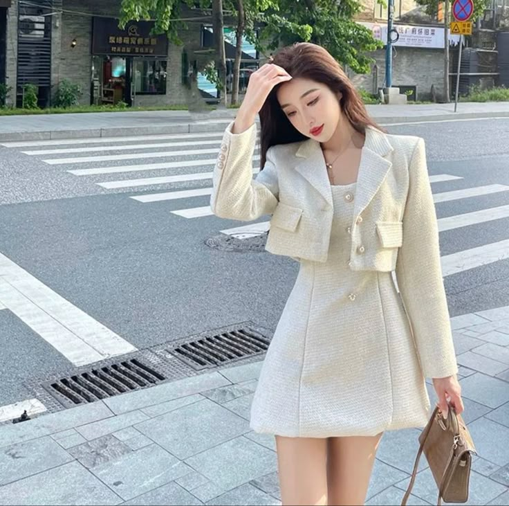 Womens Outfit, Style Français, Korean Casual Outfits, Crop Dress, Classy Work Outfits, Korean Girl Fashion, Asian Outfits, Cropped Blazer, Mode Inspo