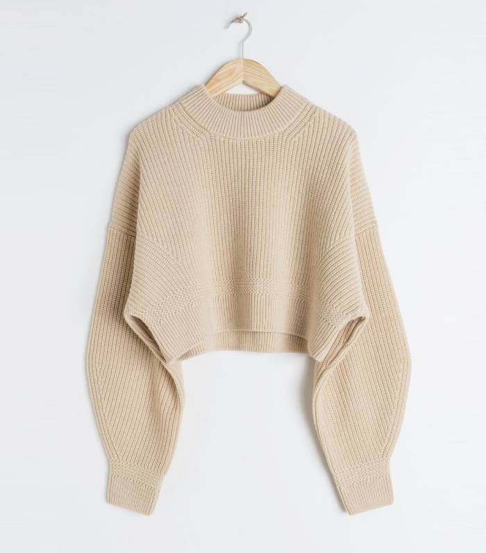 & Other Stories Cropped Wool Blend Sweater Front Roe, Louise Roe, Cropped Knit Sweater, Beauty Lifestyle, Running Clothes, Beige Sweater, Sweater Pullover, Cool Sweaters, Wool Blend Sweater