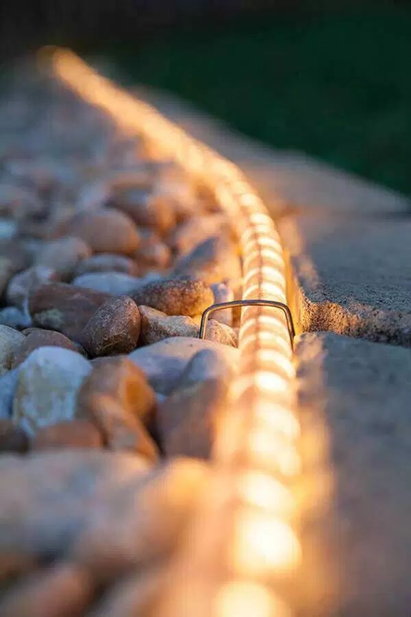 the light is shining on some rocks