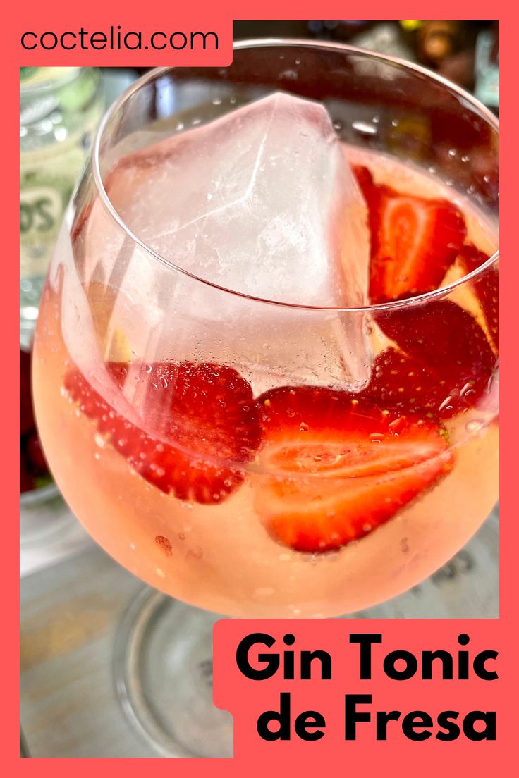 Con solo 3 ingredientes podrás hacer ¡el Gin Tonic de Fresa perfecto! También te enseño un truco para darle una pinta ¡impresionante! Larios Gin, Gin Tonic Recetas, Gin Fizz, Gin Tonic, Gin And Tonic, Gin, Cranberry, Drinks, Ethnic Recipes