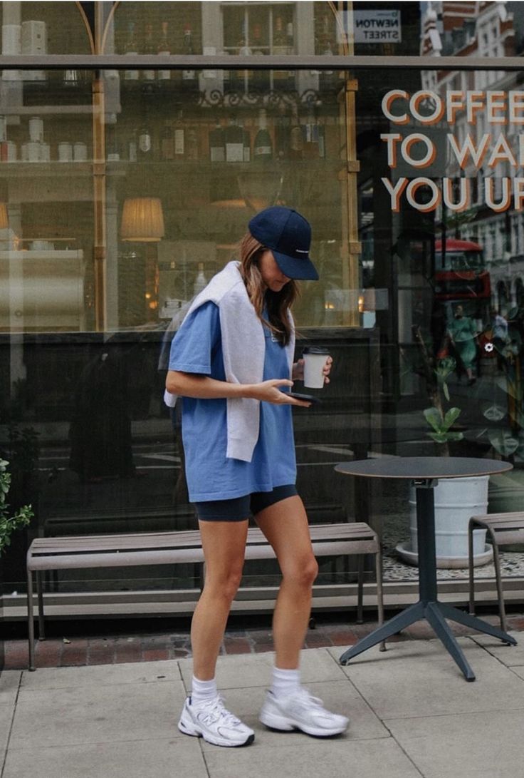 Summer Workout Outfits, Mode Casual, Looks Street Style, Athleisure Outfits, Outfits With Hats, Sporty Outfits, Mode Inspo, 가을 패션, Looks Style