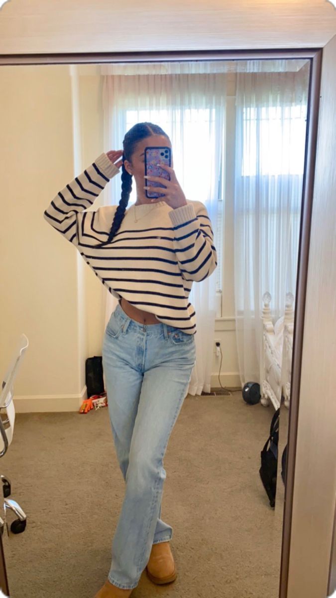 Outift Inspo Clean Girl, Cute Outfits Clean Girl, Vinilla Girl Outfit Ideas, Simple Clean Girl Outfits, College Girl Aesthetic Outfits, Clean Girl Asthetics Outfit, Spring Picture Outfits For School, Cute Outfits On People, College Clothes Outfits