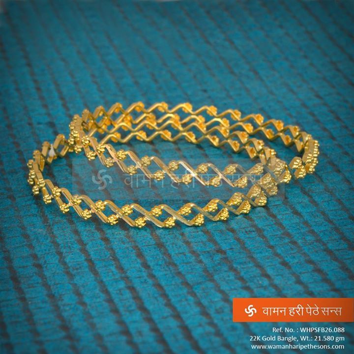 Gold Jewellery Collection, 22k Gold Bangles, Jewellery Traditional, Gold Bangles Indian, Black Beads Mangalsutra Design, Set Rings, Gold Bangle Set, Gold Bridal Jewellery Sets, Gold Pendant Jewelry