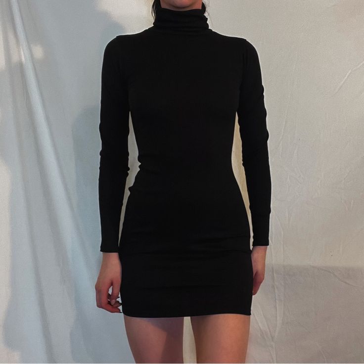 Black Ribbed Turtleneck Sweater Dress Nwot Wild Fable Size Xs Bodycon/Ribbed With A Decent Amount Of Stretch Model's Measurements: Height 5'8" // Bust 32b" // Waist 24" // Hips 34.5" Black Turtleneck Bodycon Dress, Short Black Turtleneck Dress, Skin Tight Black Dress, Turtleneck Black Dress, Turtle Neck Dress Outfit, Black Winter Dress, Turtleneck Bodycon Dress, Black Ribbed Turtleneck, Retro Black Dress