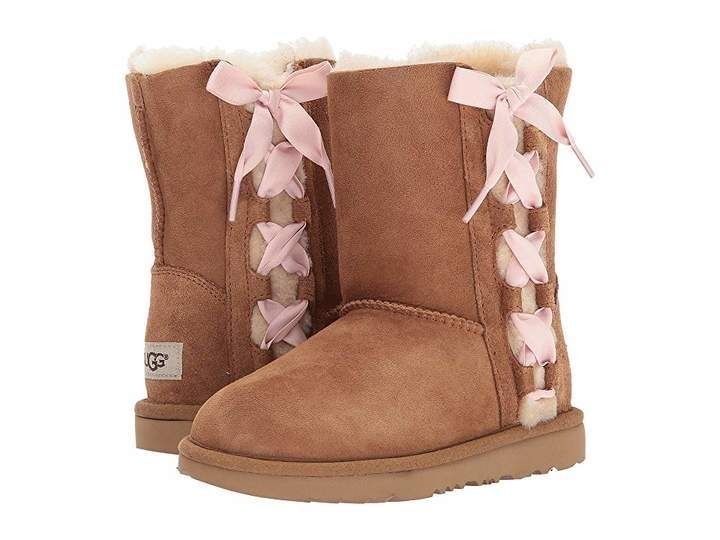 Cute Uggs, Ugg Kids, Pink Uggs, Winter Princess, The Cardigans, Dr Shoes, Pink Bows, Kids Uggs, New Rock