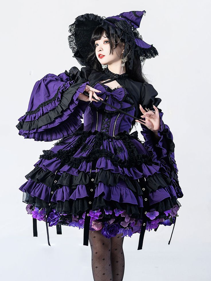 Dresses Ruffles, Purple Gothic, Witch Cosplay, Witch Dress, Lolita Outfits, Witch Outfit, Purple Outfits, Dress Aesthetic, Gothic Dress