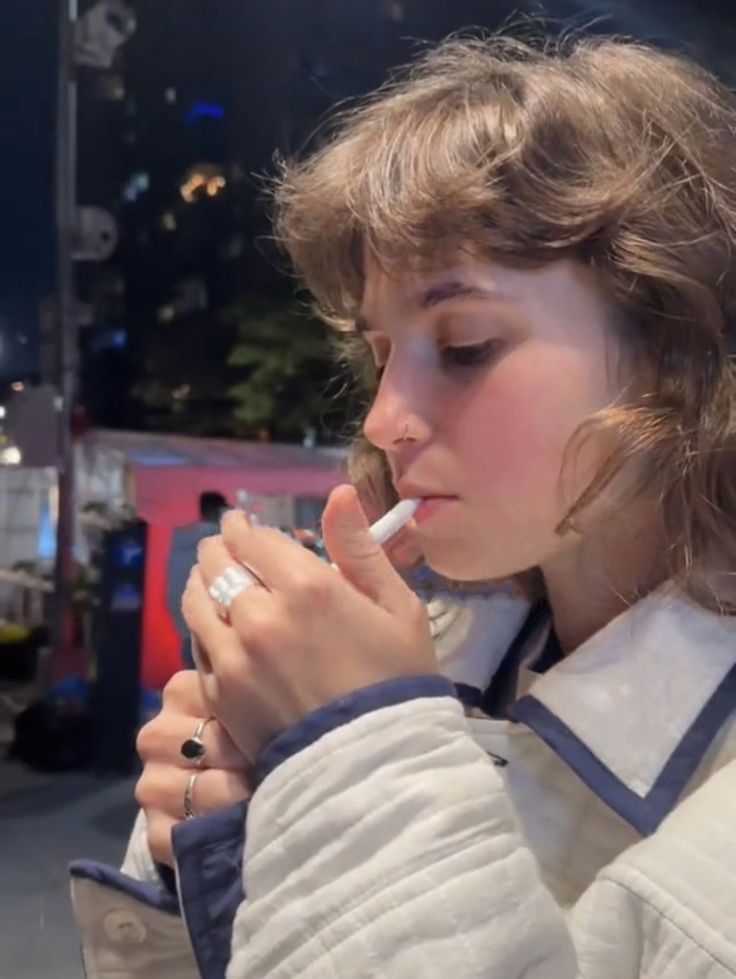 🤺 on Twitter: "smoking is gross unless you’re clairo https://t.co/4hv9hDK9bh" / Twitter At Night, A Woman, On Twitter, Twitter, White