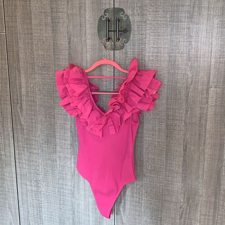 New Condition With Tags Size Large 121 Fitted Ruffle Bodysuit For Vacation, Summer Beachwear Bodysuit With Ruffles, Chic Ruffled Bodysuit For Vacation, Chic Ruffled Bodysuit For Beach Season, Ruffled Bodysuit For Summer Beachwear, Party Bodysuit With Ruffles, Chic One-piece Ruffled Bodysuit, Chic Beach Season Bodysuit, Chic Beach Bodysuit With Ruffles