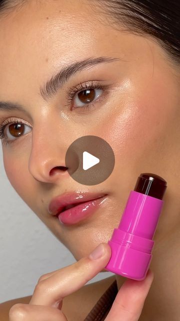 jessica on Instagram: "my first impressions of the new viral @milkmakeup cooling water jelly tint in the shade splash 🧊 anzeige/tags, unbezahlt  these definitely have the most unique texture i have ever seen! they are quite sheer which i love, however they require a certain application method as they stain immediately. as i had on a more matte base, really struggled blending it out.   🫐 tips i will try the next time: a more glowy base underneath with NO powder  stippling the product onto a brush and then onto the face   i am really excited to keep trying this product as i now know how to approach it hehe. lmk what your thoughts and tricks are!!  🍇 viral makeup • makeup review • viral blush • milk jelly tint" Milk Jelly Tint, Milk Jelly Blush, Jelly Blush, Milk Jelly, Jelly Tint, Viral Makeup, Bad Makeup, Makeup Secret, Stippling