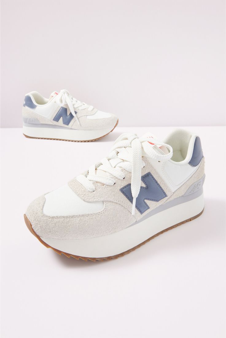 574+ Sneaker Sporty Low-top New Balance Platform Sneakers, Cute New Balance Shoes 574, New Balance 574 Platform Sneakers, Platform New Balance, Women’s New Balance 574 Outfit, Blue New Balance Shoes, New Balance 574 Platform, Cute Shoes Sneakers, Sneakers Trendy