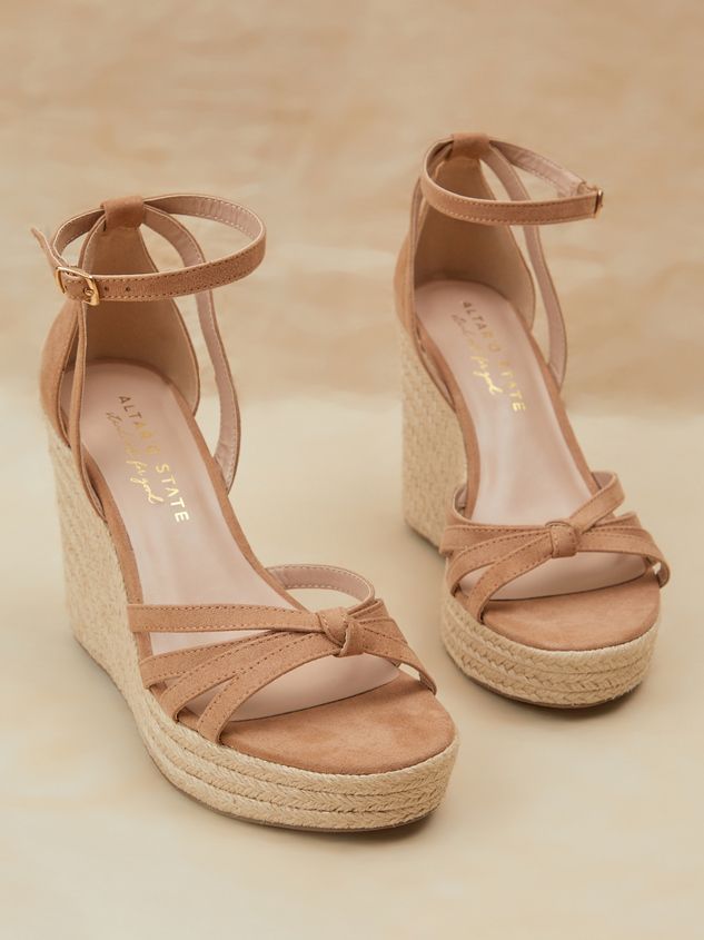 The best way to bring a boho, beach vibe to all your favorite looks. Strut in style down the boardwalk with the espadrille-style jute around the wedge and braided knot up top. We love pairing this shoe with a flowing maxi dress or shorts for the warm summer weather. Cute Wedges Shoes, Boho Wedges, Summer Shoes Wedges, Beige Wedges, Vacation Shoes, Boho Shoes, Cute Wedges, Espadrilles Style, Summer Wedges