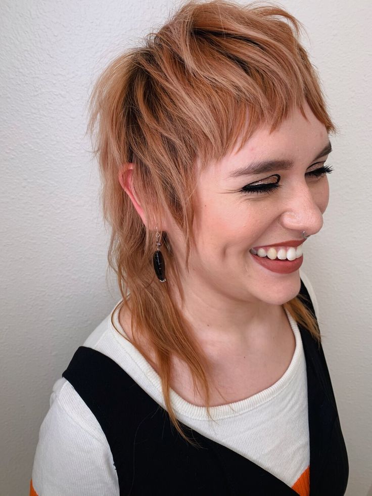 Portfolio — GAYHAIRDAY Female Mullet, Mullet Modern, Longer Pixie, Modern Mullet, Long Pixie Cuts, Cute Hairstyles For Short Hair, Pixie Cuts, Cute Shorts, Length Hair