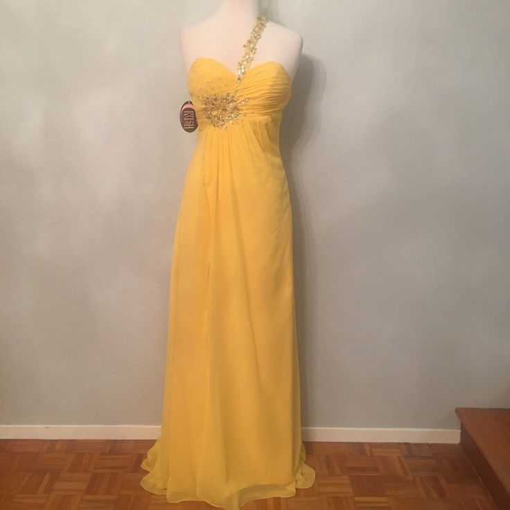 Aspeed, Formal Evening Gown, Sunflower, Size 6 Empire Waist, Rushing On Top With A Beautiful Fall Fitted Yellow Dress With Sweep Train, Yellow Floor-length Dress With Sweep Train, Yellow Spring Prom Gown, Fitted Yellow Prom Gown, Yellow Floor-length Prom Evening Dress, Yellow Evening Dress With Fitted Bodice For Prom, Yellow Party Dress With Sweep Train, Yellow Prom Dress With Sweep Train, Yellow Floor-length Prom Dress