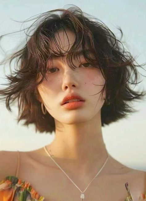 Japanese Short Hair, Hair Inspiration Short, Photographie Portrait Inspiration, Short Haircuts For Women, Japanese Hairstyle, Shoulder Length Hair Cuts, Haircuts For Women, Hair Reference, Bob Haircut