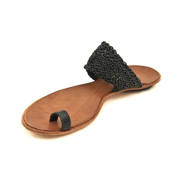 Lion Elegant Leather Slippers For Summer, Leather Slip-on Slingback Sandals For Beach, Beach Toe Ring Sandals With Open Heel, Beach Flip Flops With Leather Lining, Adjustable Slippers With Leather Footbed, Leather Lined Flip Flops For Beach, Adjustable Leather Summer Slippers, Summer Leather Toe Post Slingback Sandals, Chic Leather Open Toe Slippers